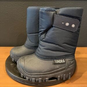Tundra Teddy Toddler Navy And Gray Hook And Loop Lined Winter Snow Boots Size 5